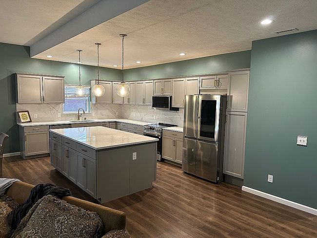 Photo of 1075 Union Blvd, Englewood, OH