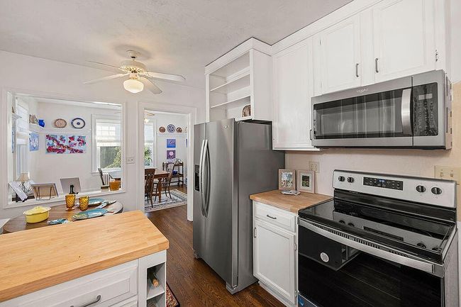 Preview of property located at 1210 Oakwood St