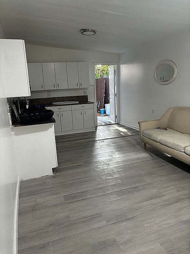 Image of 1152 Sw 131st Ct