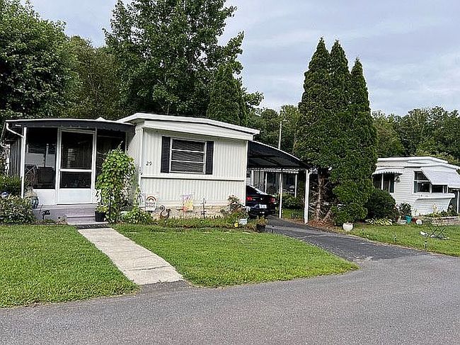 Image of 29 Blue Spruce Ln