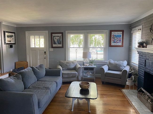 Additional photo 3 of property located at 39 N Boxwood St