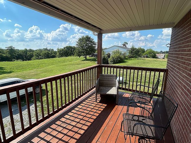 Photo of 521 Adams Ln, Harrodsburg, KY