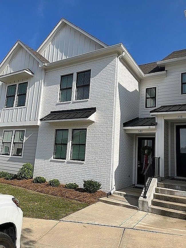 Photo of 140 Honeysuckle Way, Oxford, MS