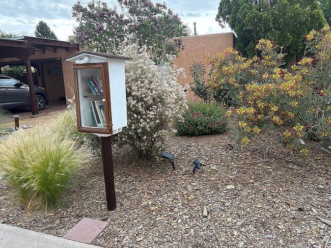 Photo of 732 Lafayette Dr Ne, Albuquerque, NM
