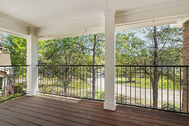Photo of 90 Panterra Way, Spring, TX