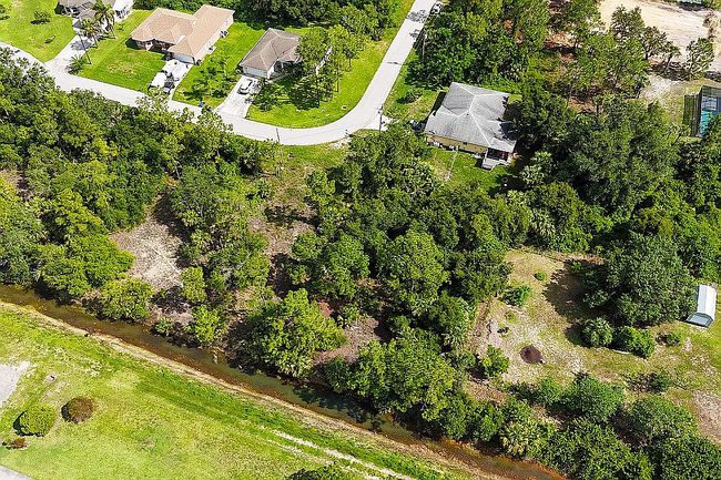 Photo of 406 Hamilton Ave, Lehigh Acres, FL