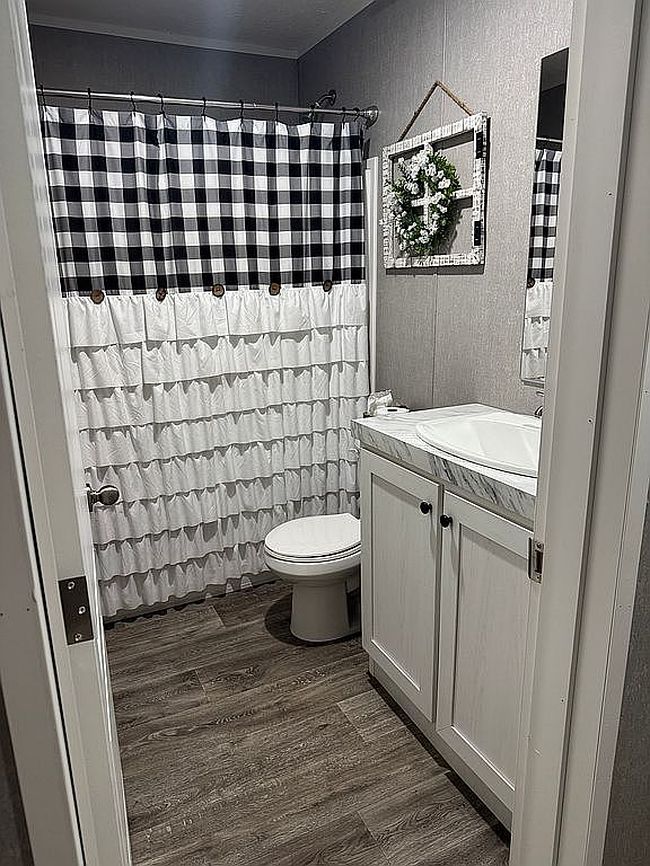 Additional photo 1 of property located at 125 Evelyn Jean Dr