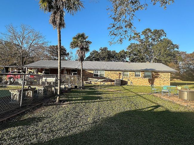 Image of 1640 Highway 1181