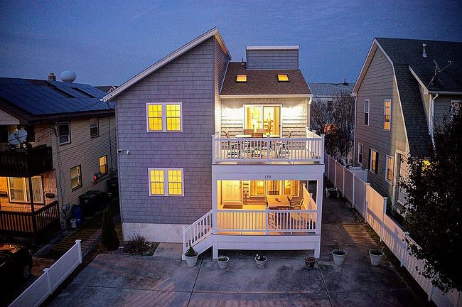 Photo of 129 5th St S, Brigantine, NJ
