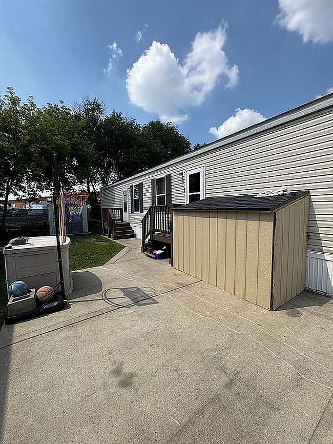 Photo of 8800 S Harlem Ave Trailer 1908, Bridgeview, IL