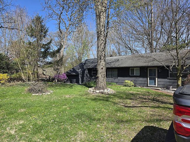 Photo of 5821 Winans Dr, Brighton, MI