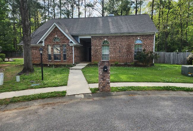 Preview of property located at 129 Stratshire Lane