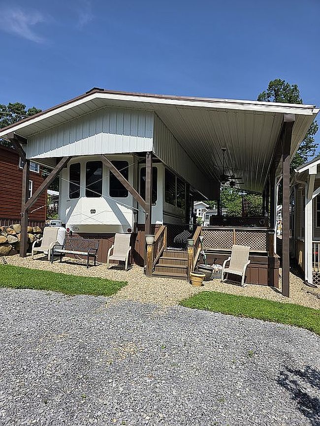 Photo of 5355 Parkway E Lot 29, Cosby, TN