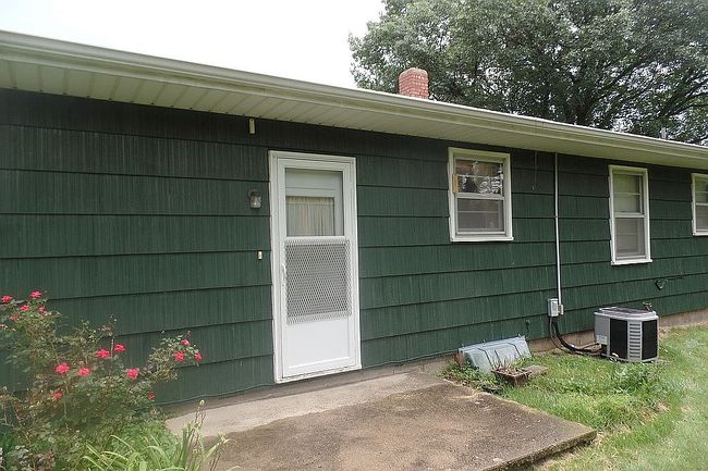 Photo of 3402 S 30th St, Saint Joseph, MO
