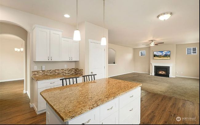 Image of 9343 Prairie Wind St Se