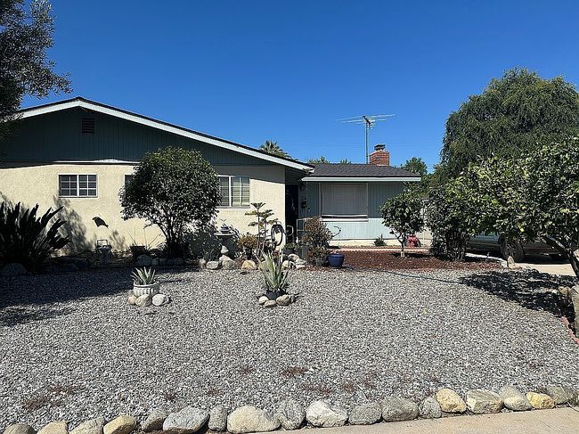 Photo of 24 W South Ave, Redlands, CA