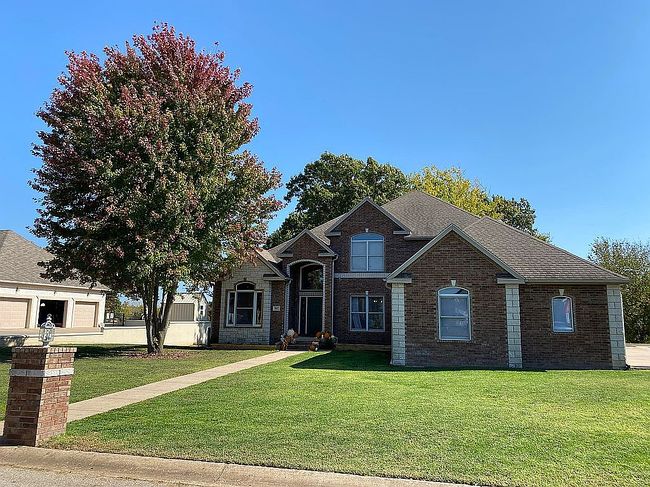 Image of 805 Copper Oaks Dr
