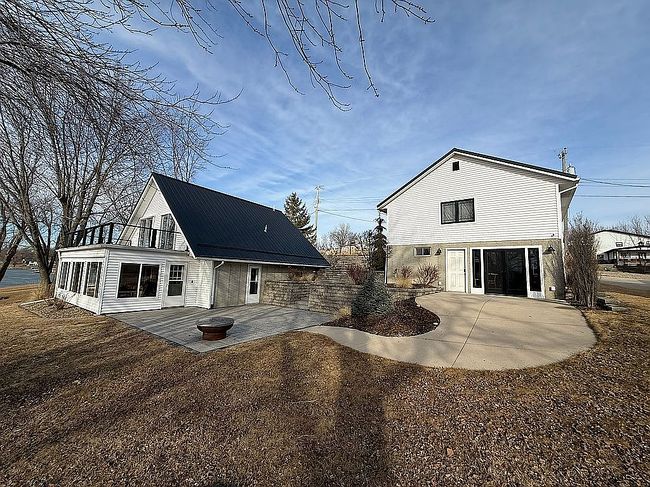 Preview of property located at 304 Eastside Ln