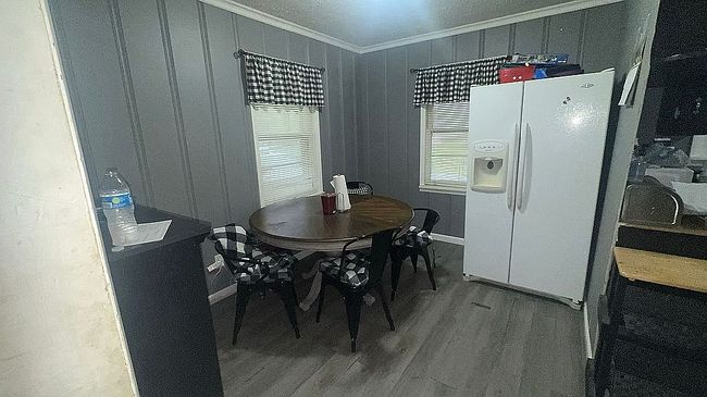Image of 16051 Parker Rd
