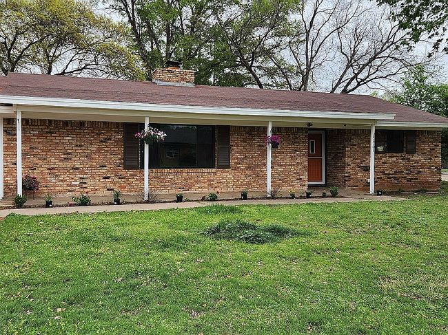 Image of 2703 Darwin Dr