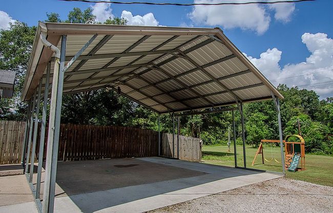 Photo of 8355 Harris Rd, Denham Springs, LA