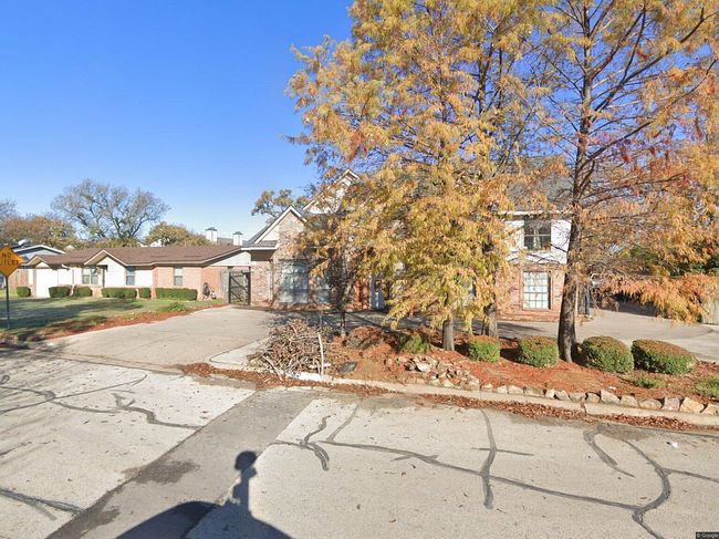 Photo of 295 Belle St, Bedford, TX