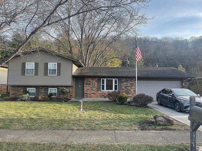 Additional photo of property located at 5631 Lake Michigan Dr