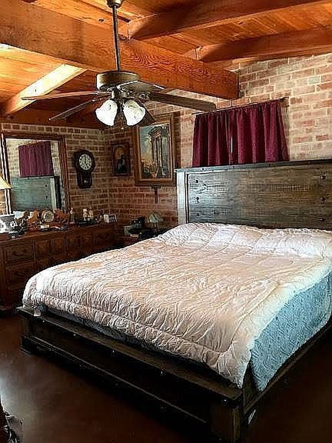 Photo of 4231 W Camino Nuestro, Tucson, AZ