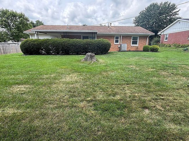 Photo of 510 Hillcrest Dr, Bellefontaine, OH