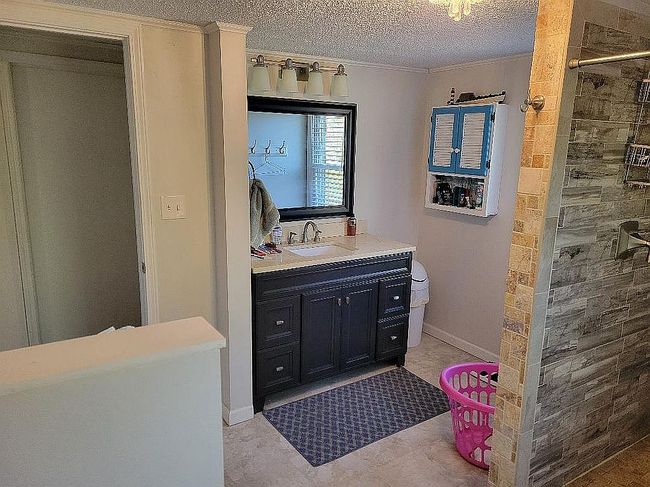 Photo of 104 Lennoxville Point Rd, Beaufort, NC