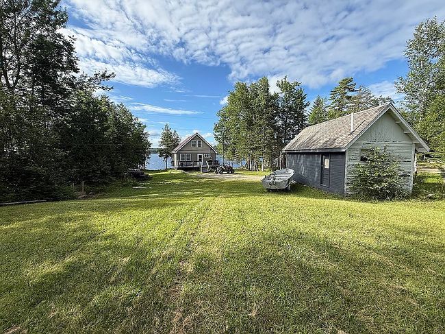 Photo of 69 Shady Ln, Lincoln, ME