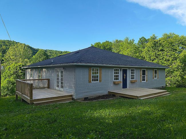Photo of 190 Opal Dr, Gate City, VA
