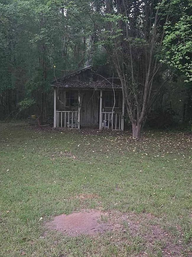 Photo of 11485 Highway 145 S, Shubuta, MS