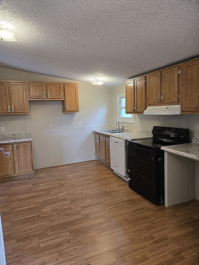 Photo of 21080 Jeb Stuart Hwy, Damascus, VA