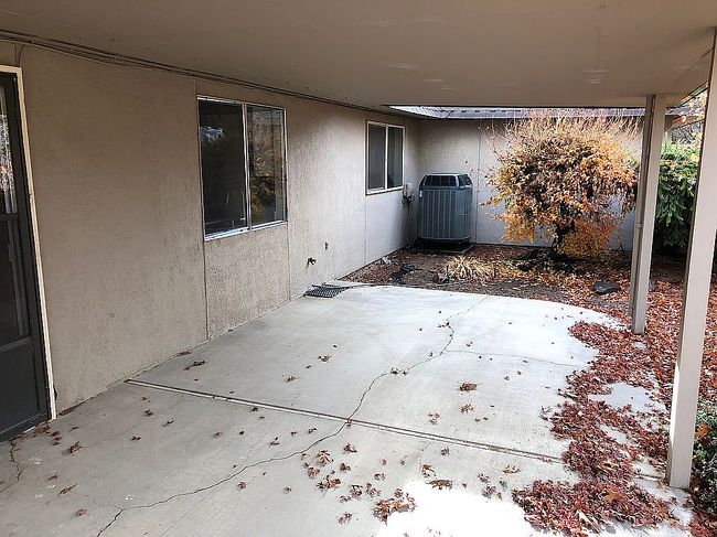 Photo of 100 N 60th Ave Apt 11, Yakima, WA
