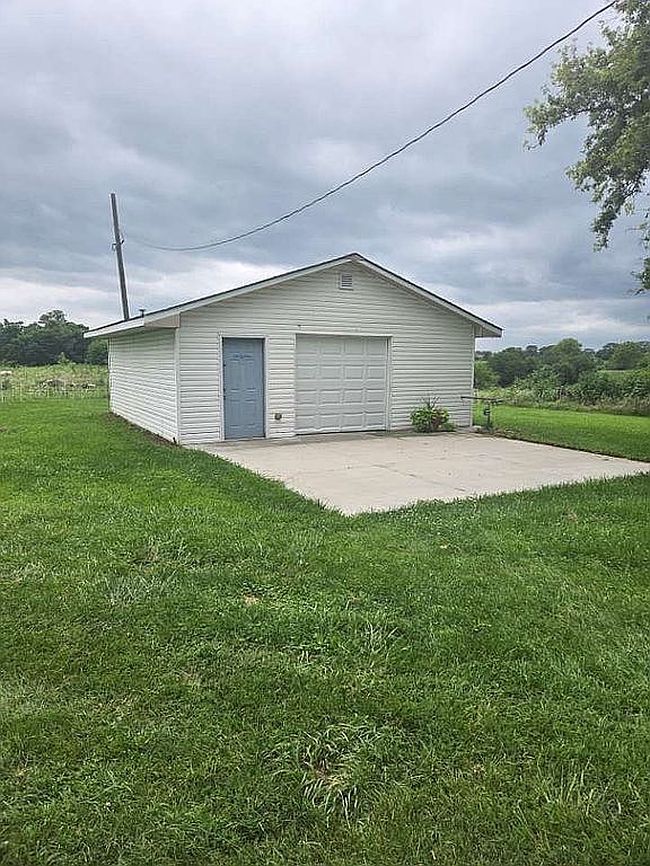 Photo of 1559 135th Pl, Knoxville, IA