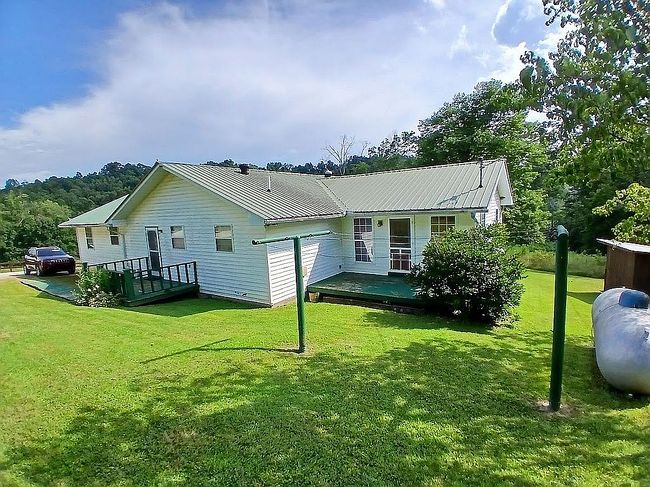 Image of 2451 Dog Trot Rd