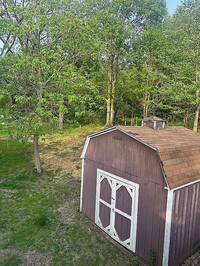 Image of 1391 N Riverside Dr