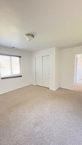 Additional photo 4 of property located at 3917 Ne 97th St