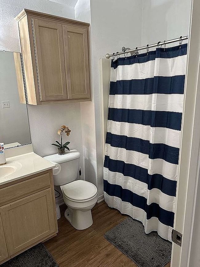 Image of 110 Sterling Ct