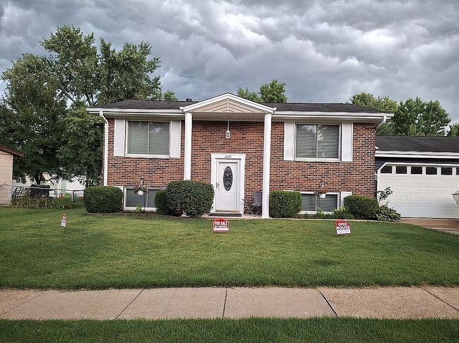 Photo of 1222 Perdiz Ln, Fenton, MO