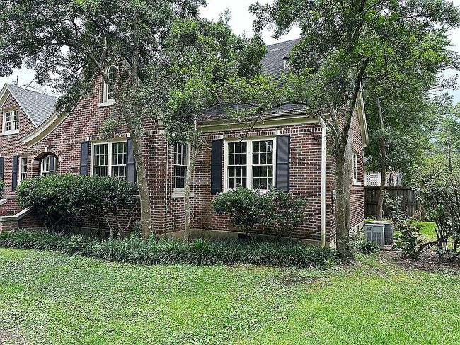 Image of 956 Oakhurst Ave