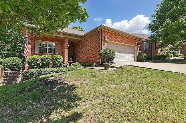 Image of 2716 Juniper