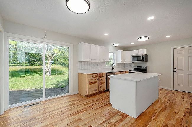 Photo of 7208 N Farm Road 133, Springfield, MO