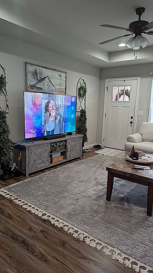 Image of 104 Graystone Ct