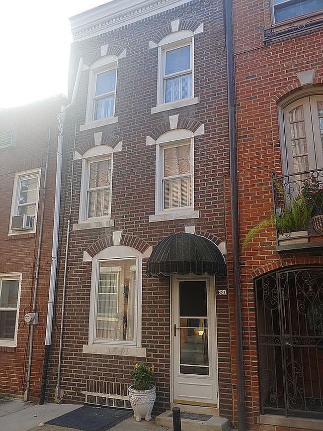 Preview of property located at 618A Pemberton St