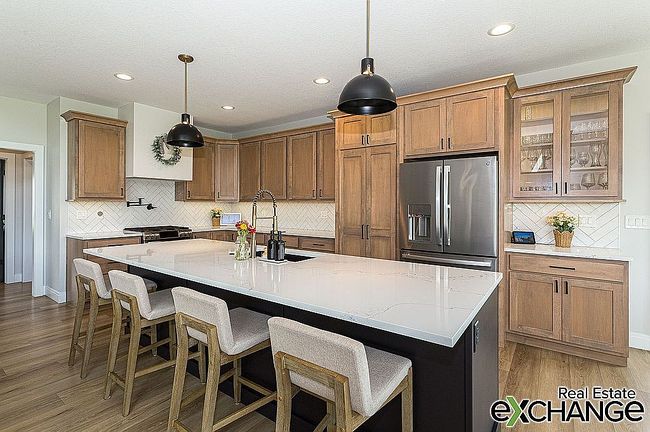 Photo of 5878 Pigeon Creek Rd, Bettendorf, IA