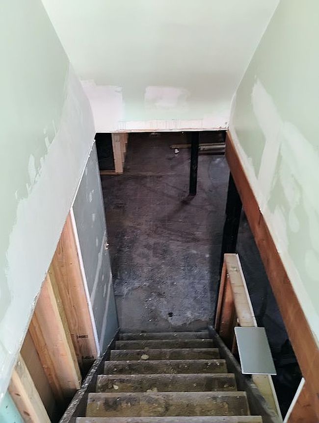 Image of 25535 W Hills Dr