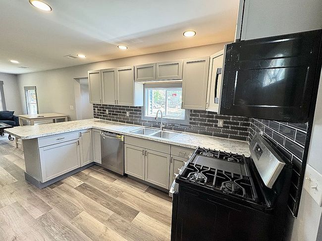 Photo of 5122 Rose St, Muskegon, MI