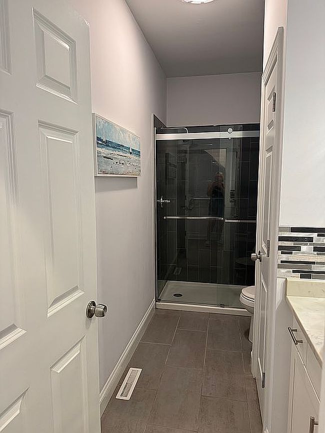 Photo of 30 Logan Ln, Lancaster, NY